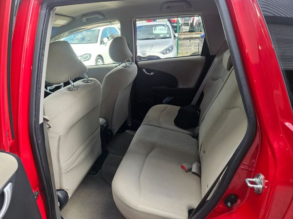 2012 Honda fit Hybrid Automatic 362584336