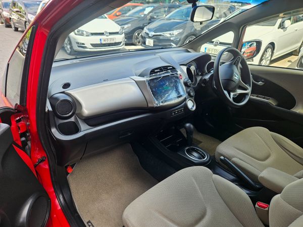 2012 Honda fit Hybrid Automatic 362584349