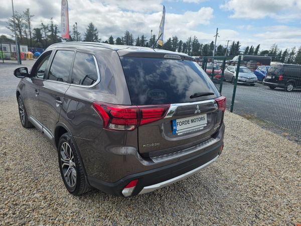 Mitsubishi Outlander 2015 Automatic 7 Seater 362586308