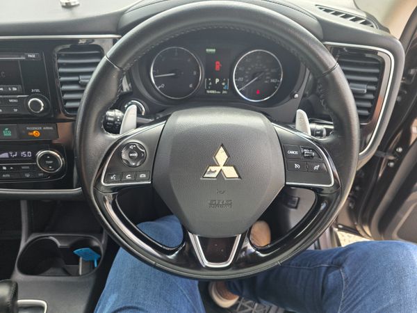 Mitsubishi Outlander 2015 Automatic 7 Seater 362586327