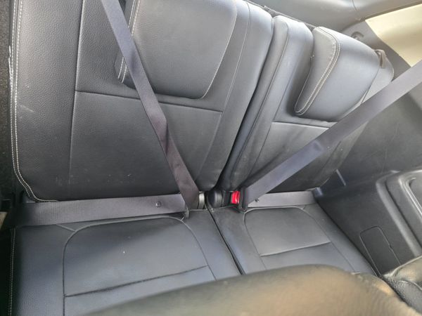 Mitsubishi Outlander 2015 Automatic 7 Seater 362586323