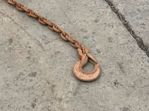 2.8 Metre ...7.5 TON ...lifting chains 2 LEG .... 362594858