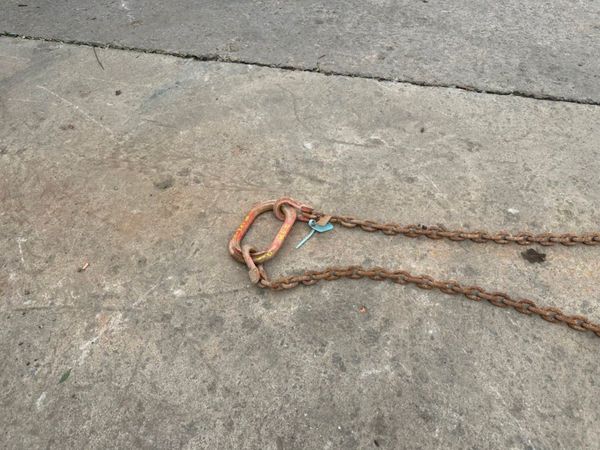 2.8 Metre ...7.5 TON ...lifting chains 2 LEG .... 362594859