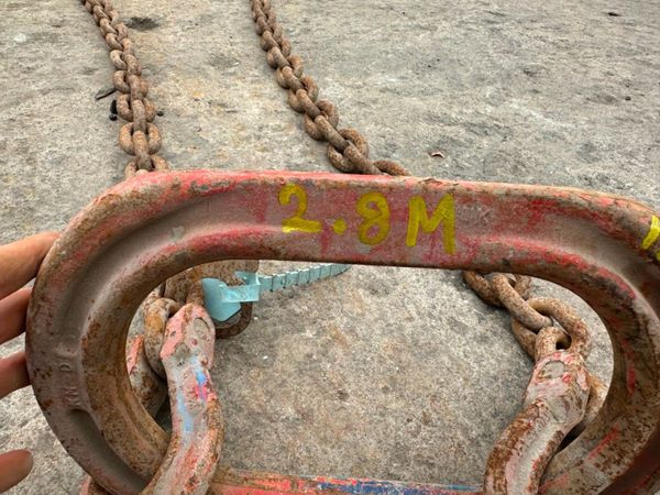 2.8 Metre ...7.5 TON ...lifting chains 2 LEG .... 362594862