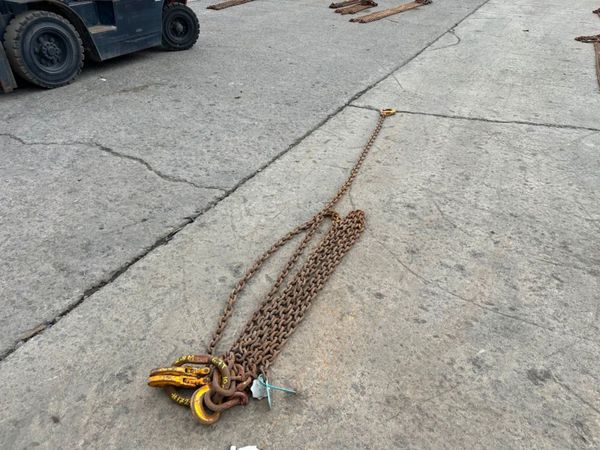 2.8 Metre ...6.7 ton ...lifting chains 4 LEG .... 362594990