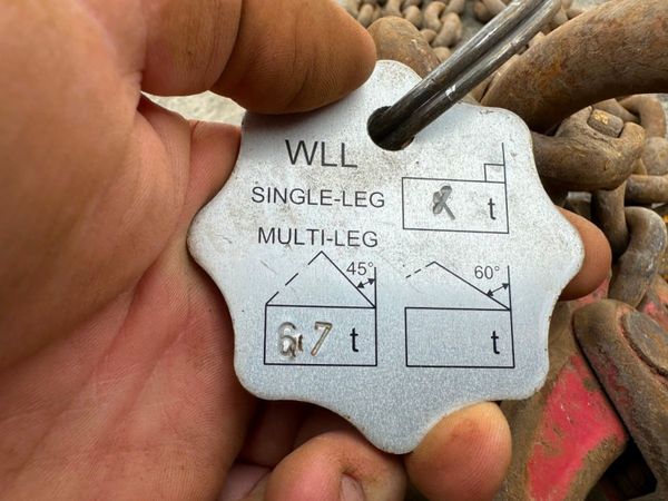 5.8 Metre ...6.7 ton ...lifting chains 4 LEG .... 362595206