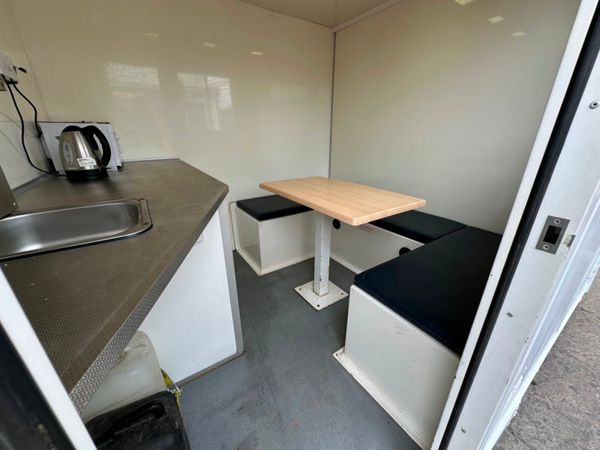 AJC SINGLE AXLE WELFARE UNIT 6 MAN ....0018 362592314