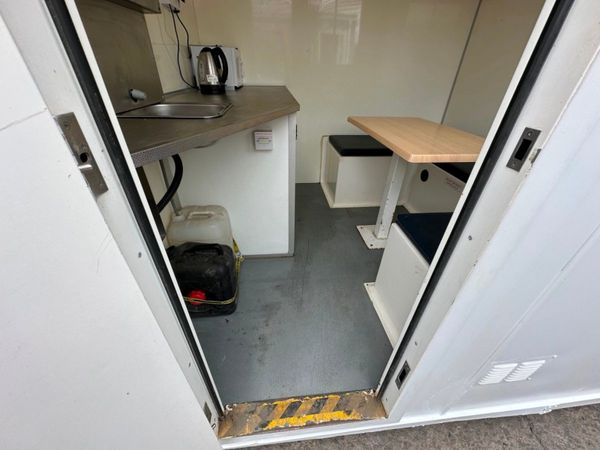 AJC SINGLE AXLE WELFARE UNIT 6 MAN ....0018 362592313