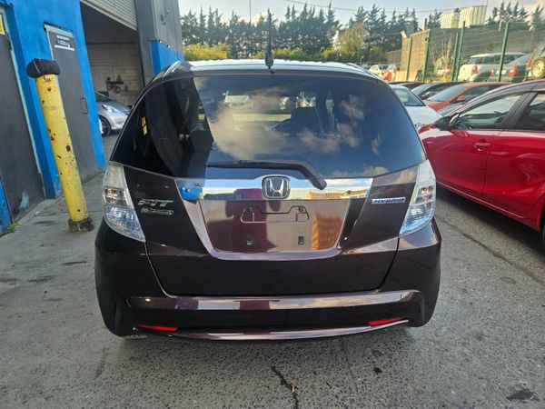 2012 Honda fit Hybrid Automatic 362613177