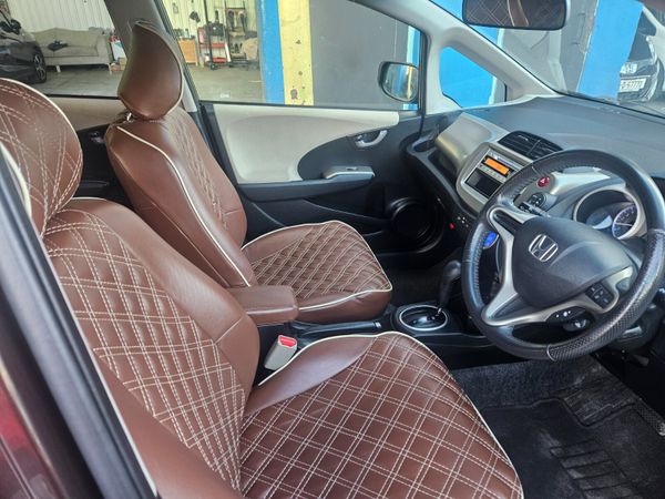 2012 Honda fit Hybrid Automatic 362613179