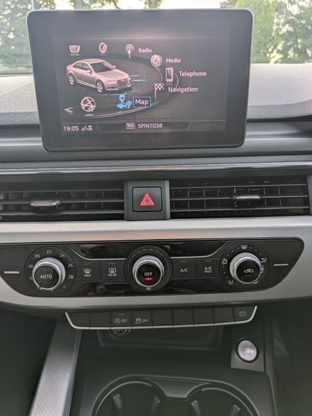 Audi A4/ S -TRONIC SE ULTRA /AUTO/ NCT & TAX 362627354