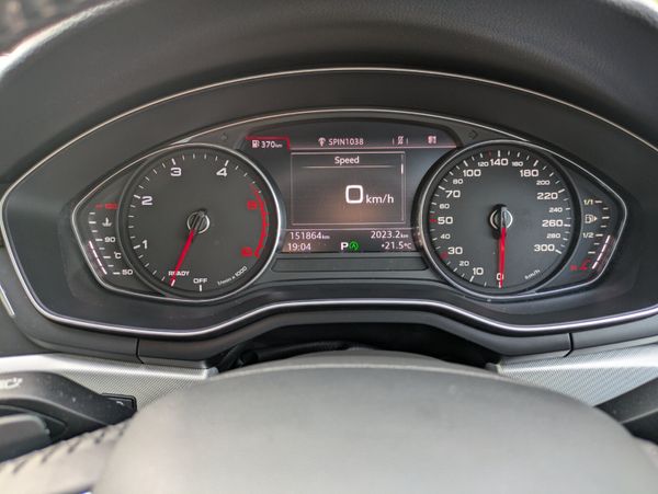 Audi A4/ S -TRONIC SE ULTRA /AUTO/ NCT & TAX 362627363