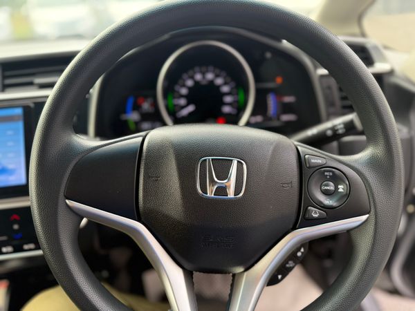 2019 Honda Fit 1.5 Hybrid auto , 39k Miles only 362636727