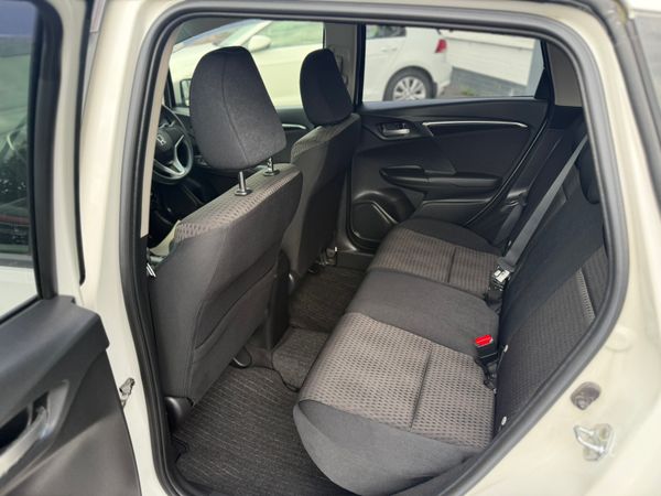 2019 Honda Fit 1.5 Petrol Hybrid ,Immaculate 362637112