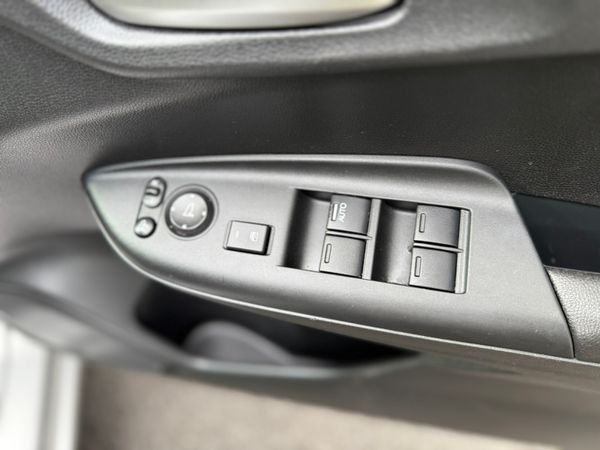 2015 Honda Fit 1.5 Hybrid Auto, 48k Miles only 362639720
