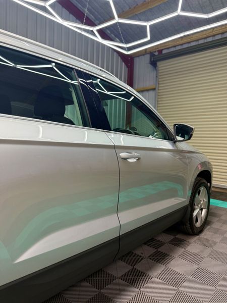 Skoda Karoq 2018 - Low mileage + Auto 362645261