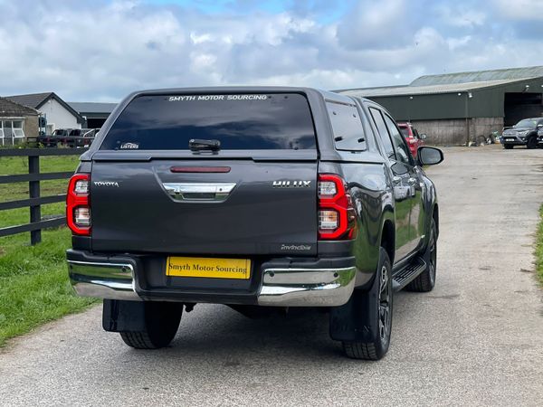 212 Toyota Hilux Invincible Auto****Beauty 362648620