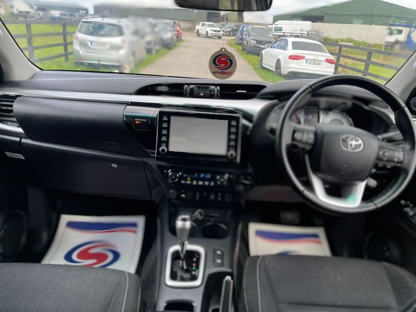 212 Toyota Hilux Invincible Auto****Beauty 362648631