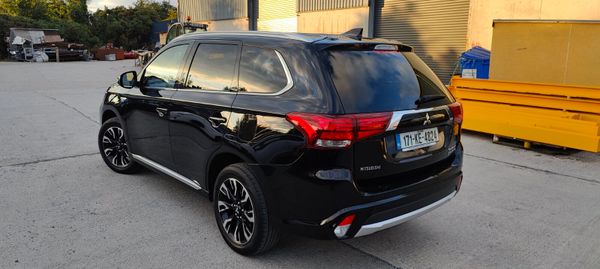 2017 Mitsubishi Outlander Low Milage-mint conditio 362654785