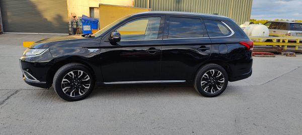 2017 Mitsubishi Outlander Low Milage-mint conditio 362654786