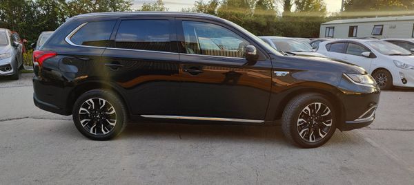 2017 Mitsubishi Outlander Low Milage-mint conditio 362654782