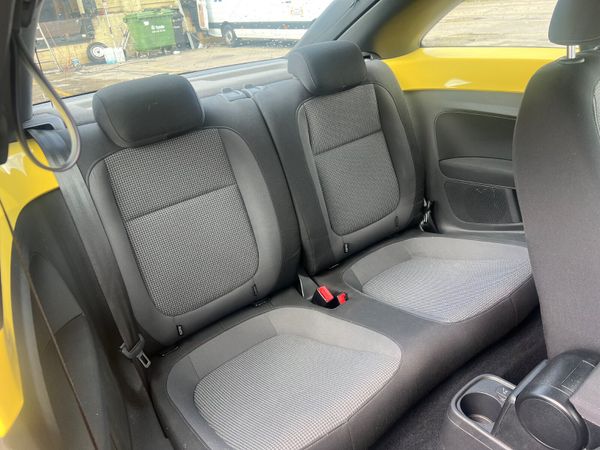 Volkswagen Beetle 2012 NCT 26 ONLY 45K 362656568