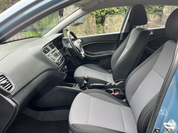 Hyundai i20 1.2 Deluxe 362669378