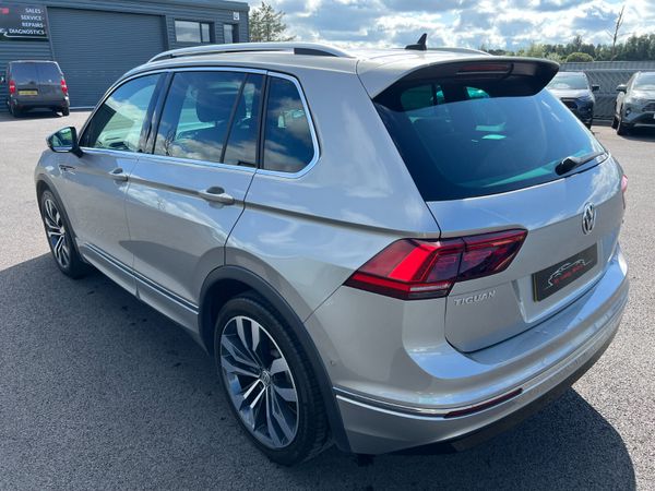 2020 (202) Volkswagen Tiguan R Line Tech 2.0 4 Mot 362670775