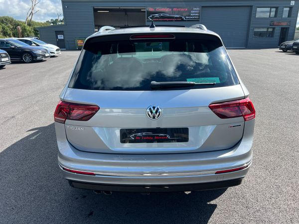 2020 (202) Volkswagen Tiguan R Line Tech 2.0 4 Mot 362670776