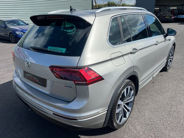 2020 (202) Volkswagen Tiguan R Line Tech 2.0 4 Mot 362670777