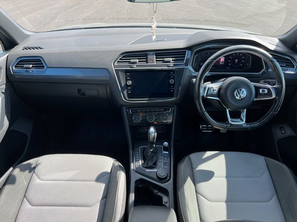 2020 (202) Volkswagen Tiguan R Line Tech 2.0 4 Mot 362670786