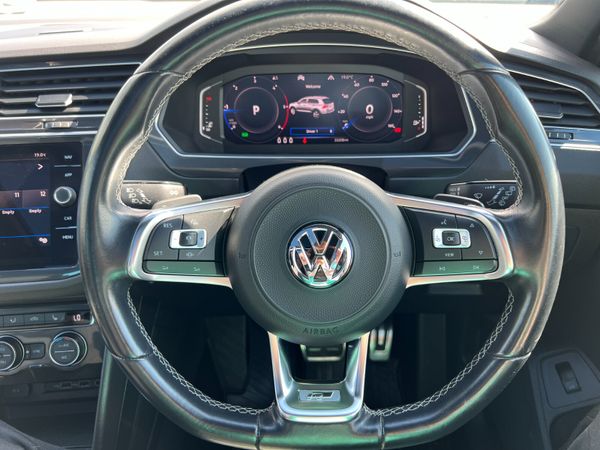 2020 (202) Volkswagen Tiguan R Line Tech 2.0 4 Mot 362670794