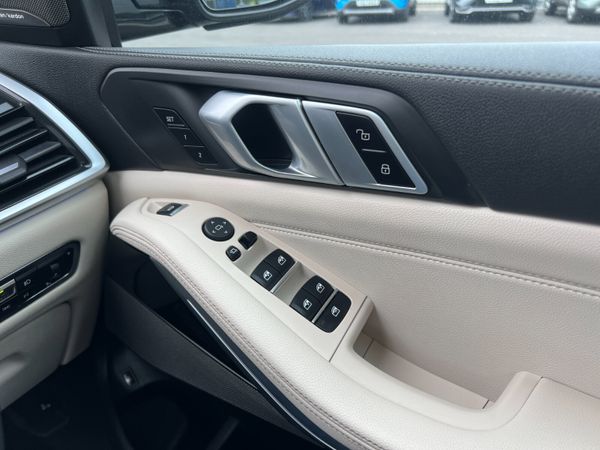 2019 (192) BMW X5 M Sport X Drive 45E Auto 362671854