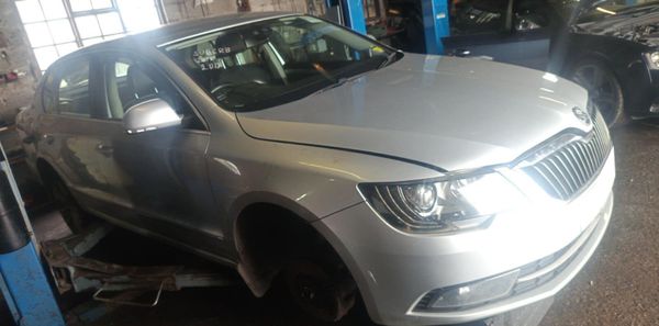 2015 SKODA SUPERB ELEGANCE 2.0TDI FOR BREAKING! 362697601