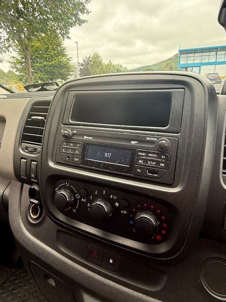 Renault Trafic 2015 LOW MILEAGE INCLUDES VAT 362692225