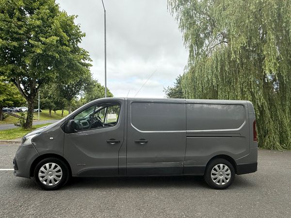 Renault Trafic 2015 LOW MILEAGE INCLUDES VAT 362692226