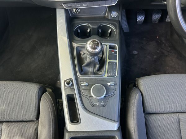Audi A4 2016 362692637