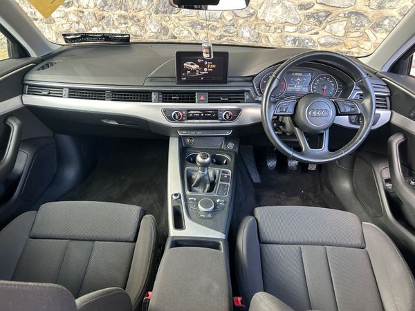 Audi A4 2016 362692638