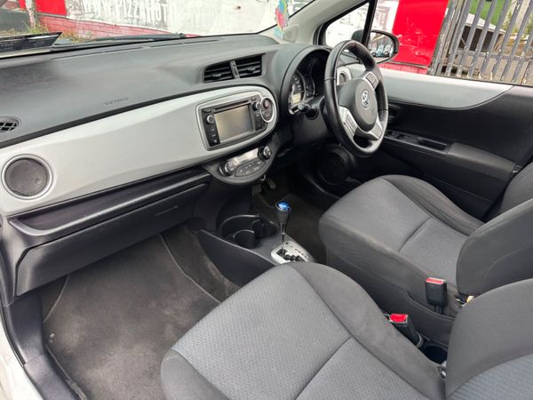 Yaris Auto hybrid Very Low KMS Irish Car 362712230