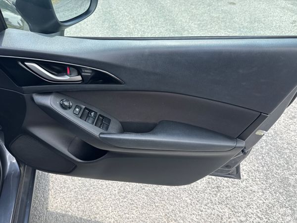 Mazda Mazda3 2016 Low Mileage 362727675