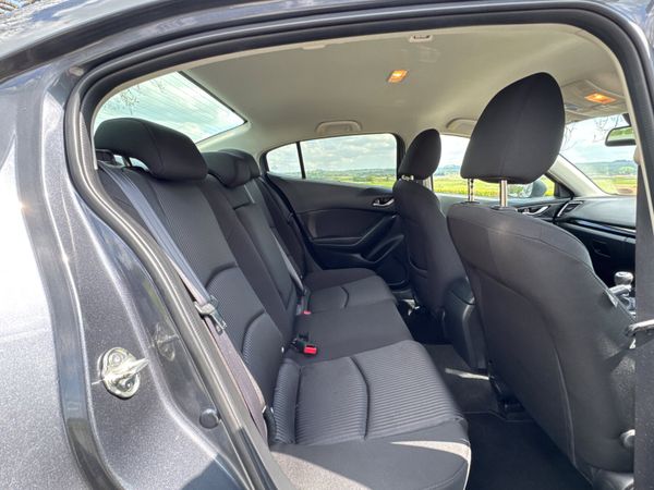 Mazda Mazda3 2016 Low Mileage 362727673