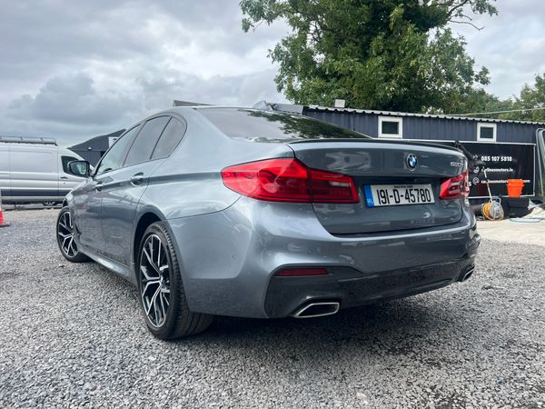 BMW 5-Series 2019 520d M-sports 362720895