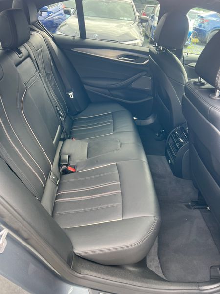 BMW 5-Series 2019 520d M-sports 362720896