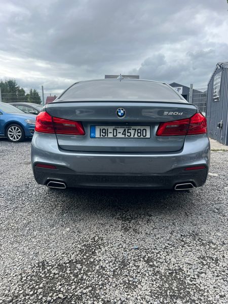 BMW 5-Series 2019 520d M-sports 362720893