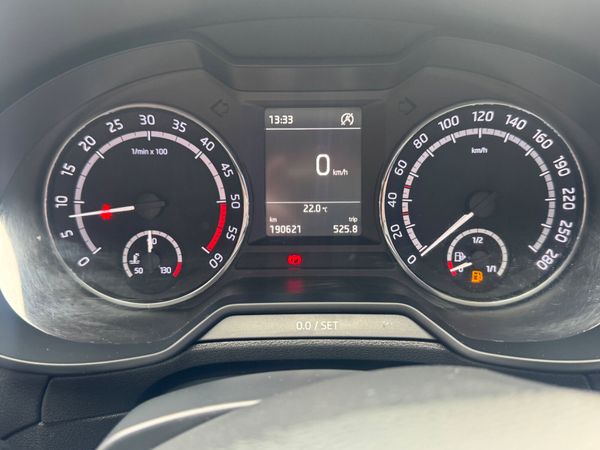 Skoda Octavia 2016 362721248