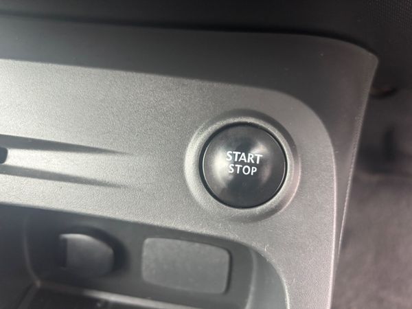 161 Renault Captur 1.5L AUTO 12 MONTHS WARRANTY 362722005