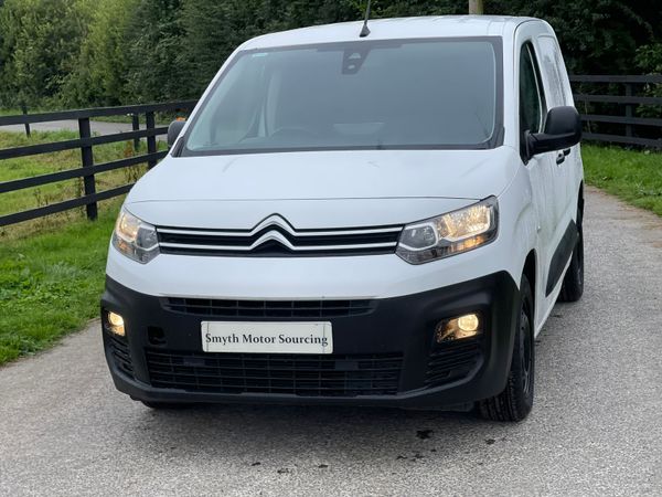 202 Citroen Berlingo Enterprise Spotless***** 362772546