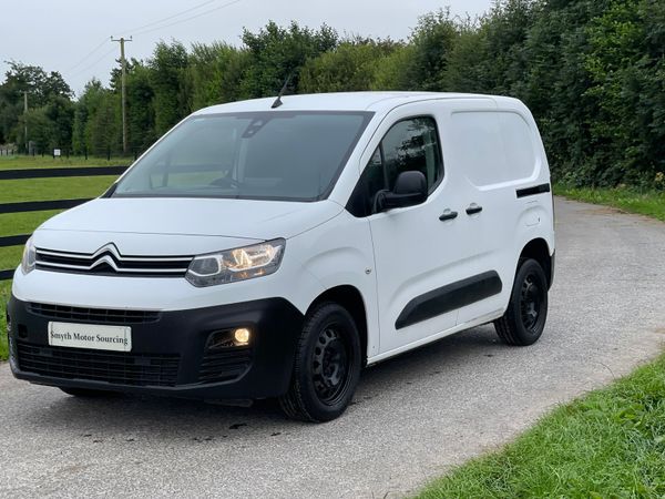202 Citroen Berlingo Enterprise Spotless***** 362772547