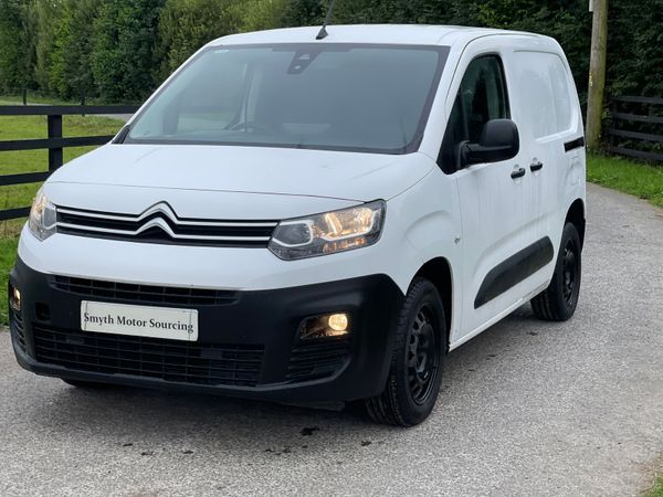 202 Citroen Berlingo Enterprise Spotless***** 362772549
