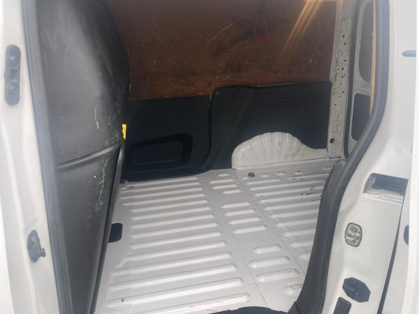 202 Citroen Berlingo Enterprise Spotless***** 362772565